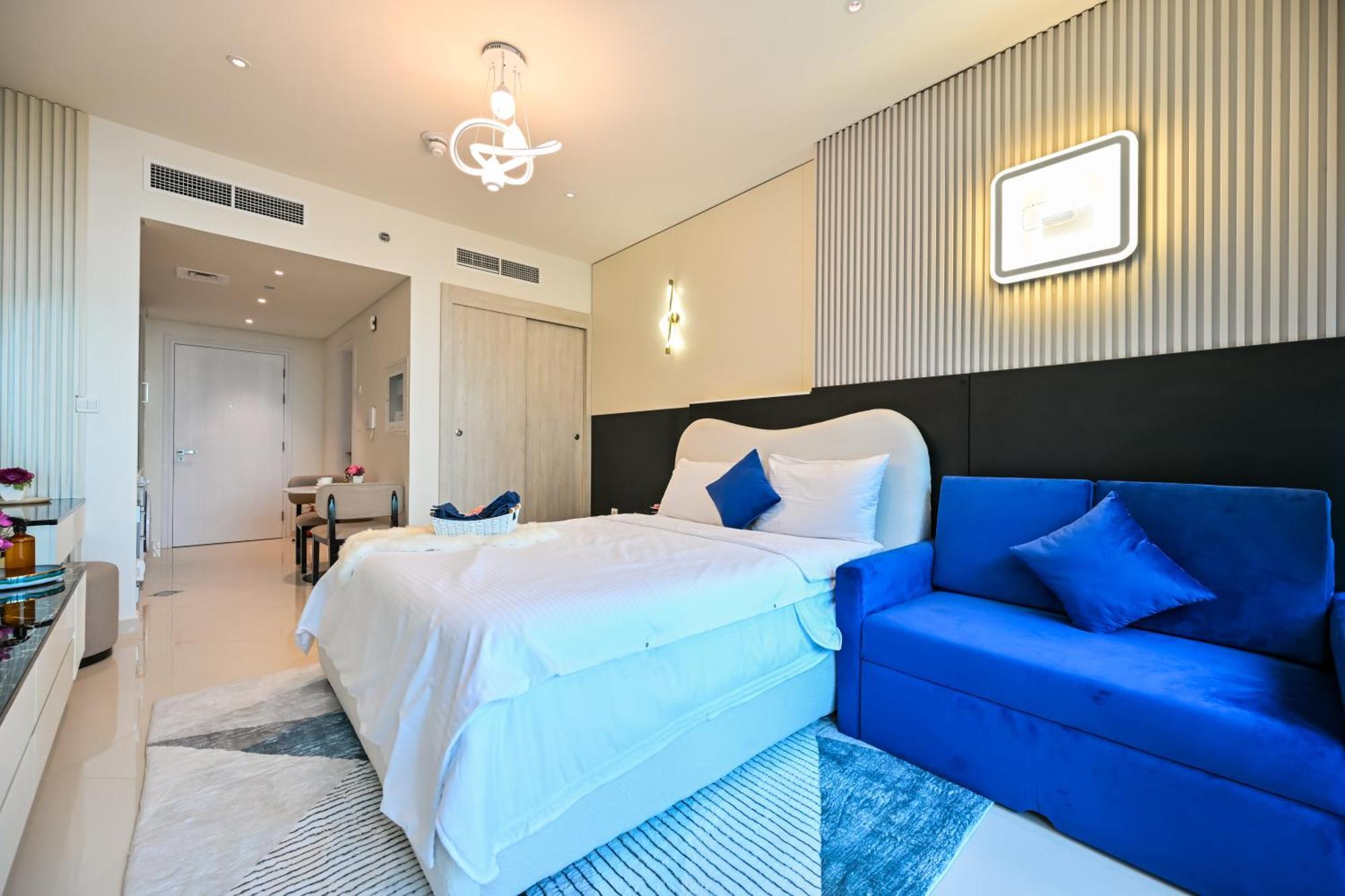 Luxury - Sea View, Access & Infinity Pool - Seven Palm Residences Apartment Dubai
