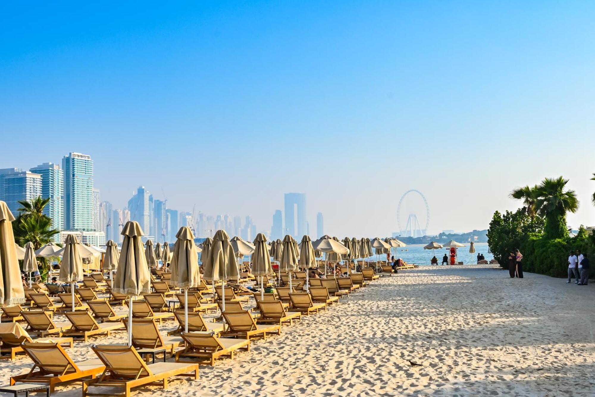 Luxury - Sea View, Access & Infinity Pool - Seven Palm Residences Apartment Dubai